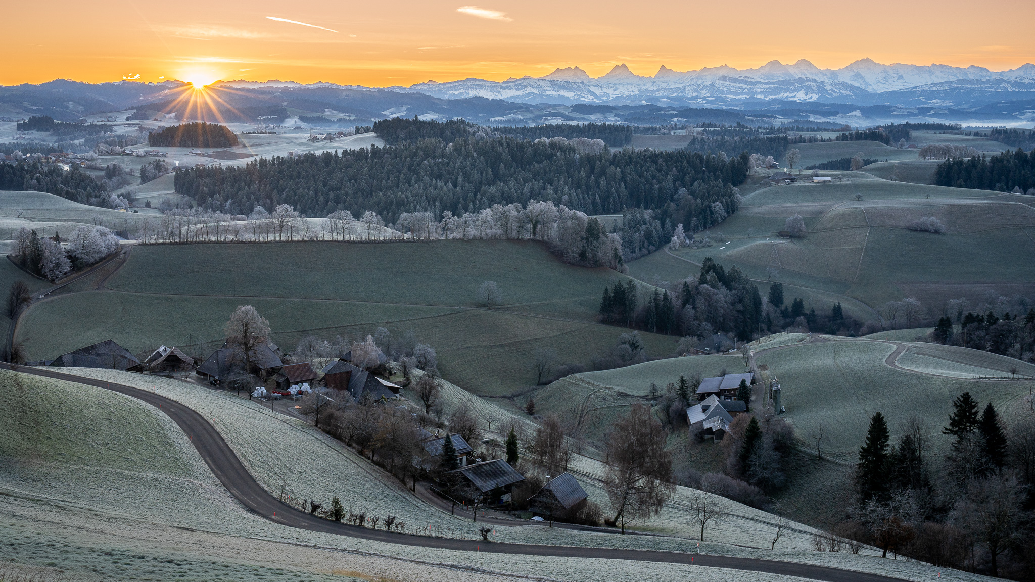 Sonnenaufgang bei Föhnlage