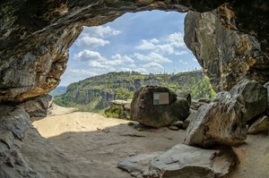 Noch eine Grotte